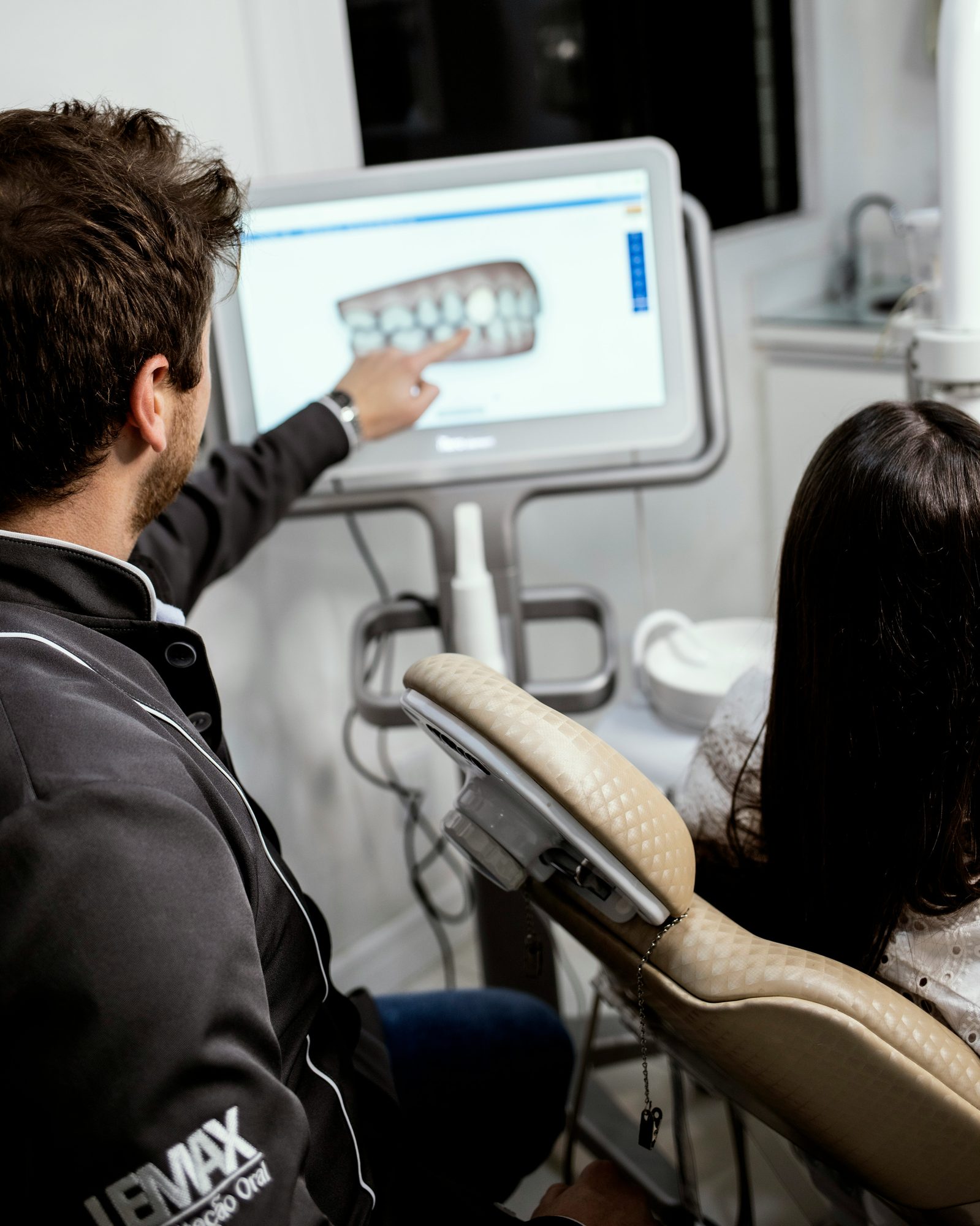 Puente dental fijo en Dentikos Orihuela
